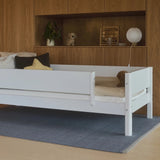 Cama individual con barrera de seguridad, 90x200 cm, Blanco