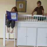 Cama alta 120 cm con escalera y barrera de seguridad, 90x200 cm, Blanco