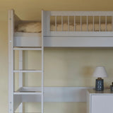 Cama alta 184 cm con escalera y barrera de seguridad, 90x200 cm, Blanco