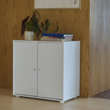 SAGA Armario, 2 puertas, Pomos de roble, Blanco completo con Ranuras