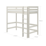 Cama alta blanca FLEXA de la gama CLASSIC con escalera, barandilla de seguridad y espacio de almacenamiento debajo de la cama, tal y como se muestra en una habitación infantil.