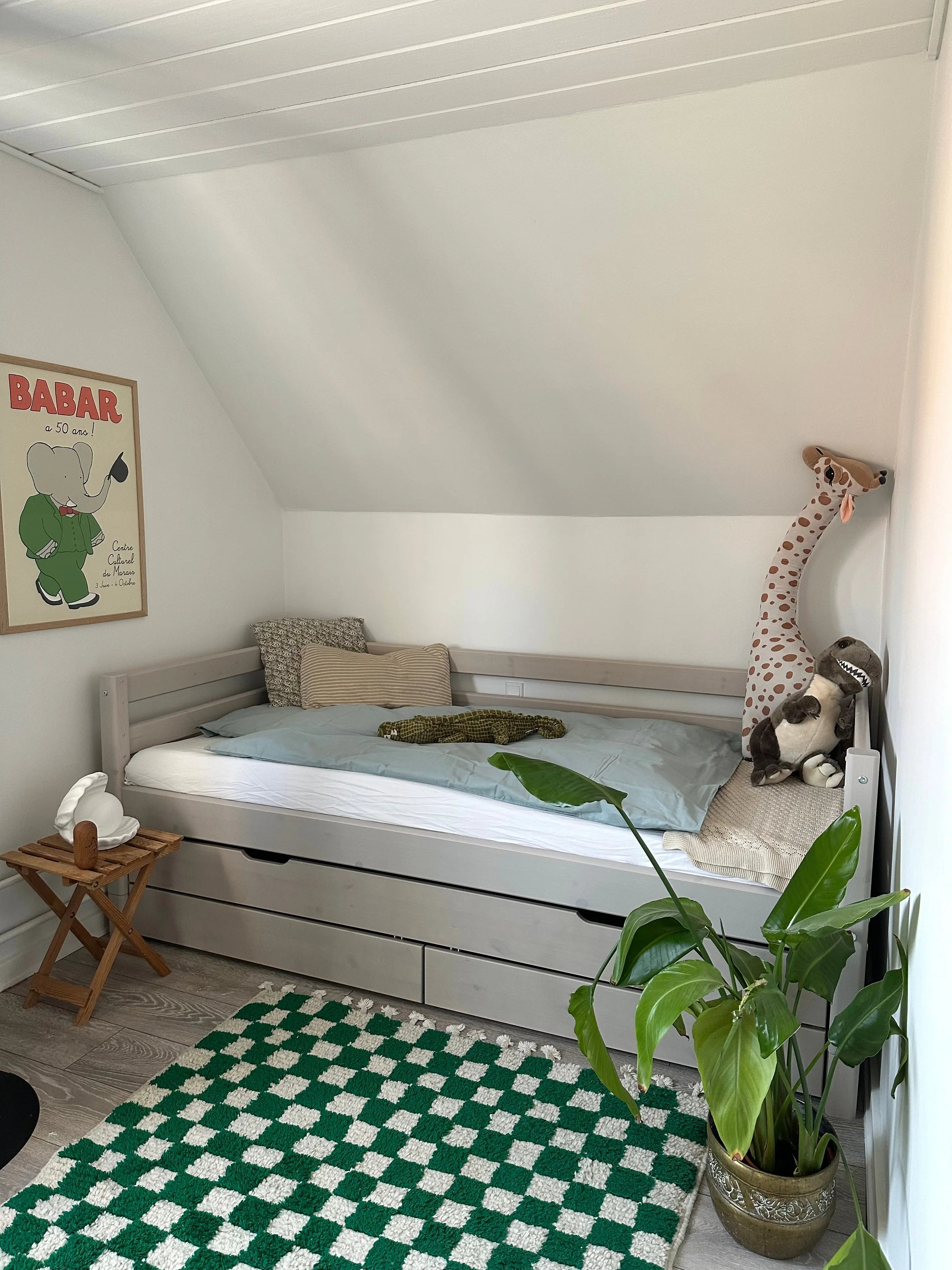 Single Bed with Pull-out Bed, Storage and Safety Rail, 90x200 cm, Grey SINGLE_BED single-bed-with-trundle-pullout-bed-grey-washed  flexa-com.myshopify.com